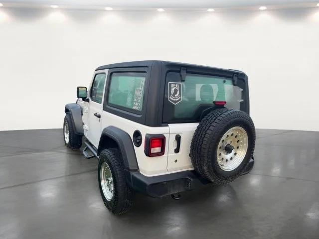 Used 2021 White Jeep Sport image 20