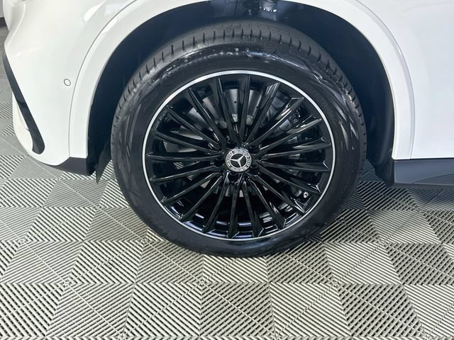 New 2027 Polar White Mercedes-Benz GLC 350e image 61