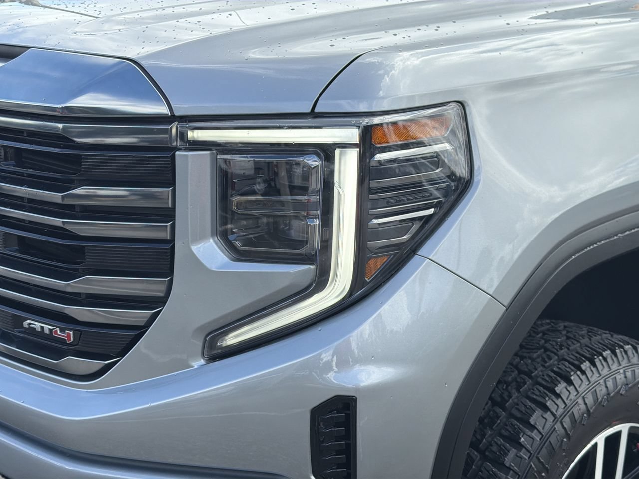 Used 2023 Sterling Metallic GMC AT4 image 6