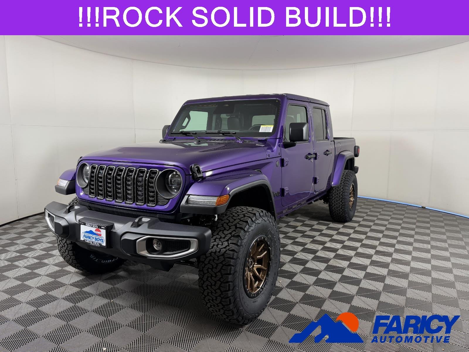 2026 Jeep Gladiator Sahara Auto's photo