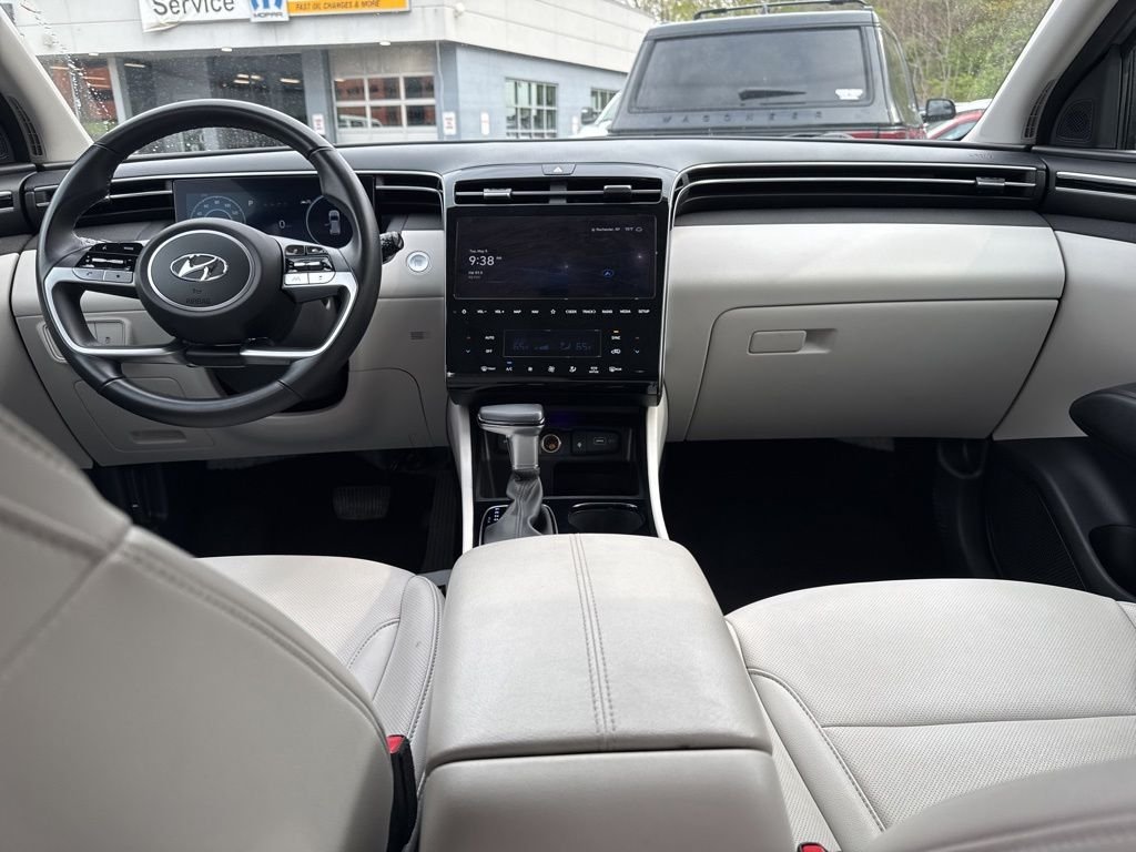 Used 2024 Gray Hyundai SEL image 18