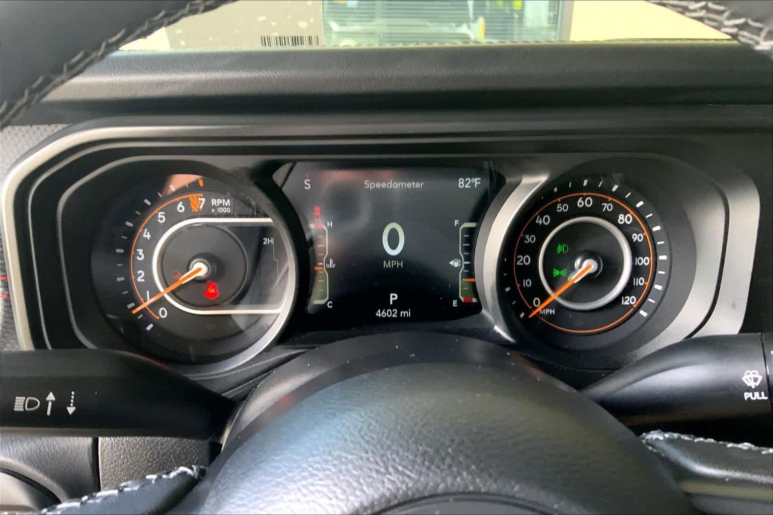 Used 2025 41 Jeep Rubicon image 25