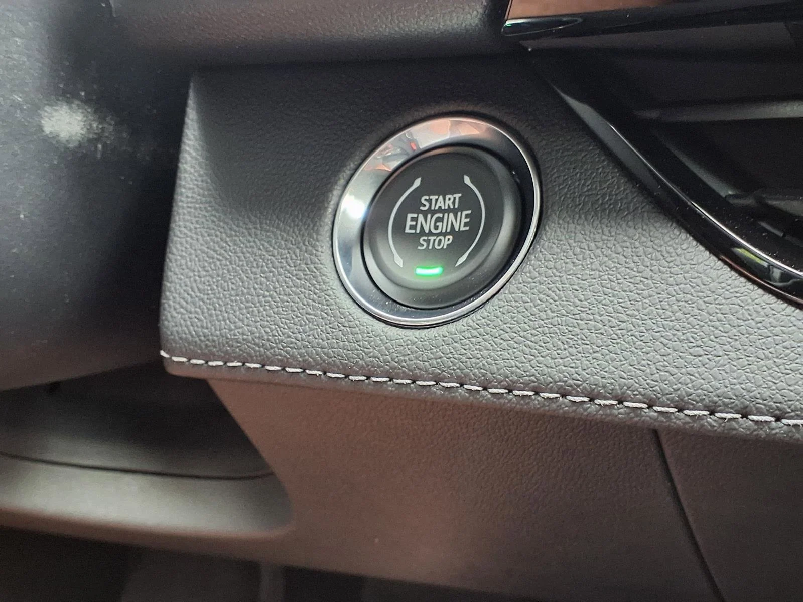 2026 Buick Enclave Sport Touring - Photo 10