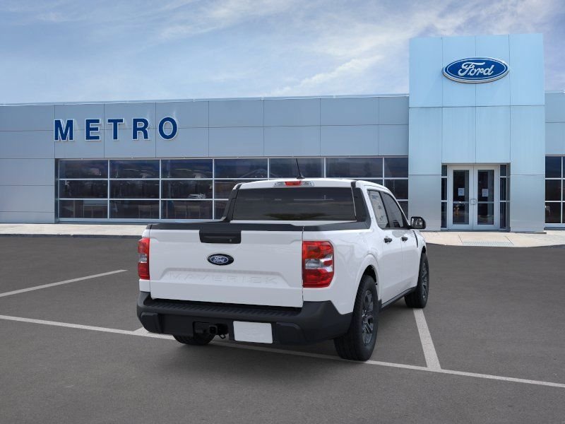 New 2025 Oxford White Ford XLT image 8