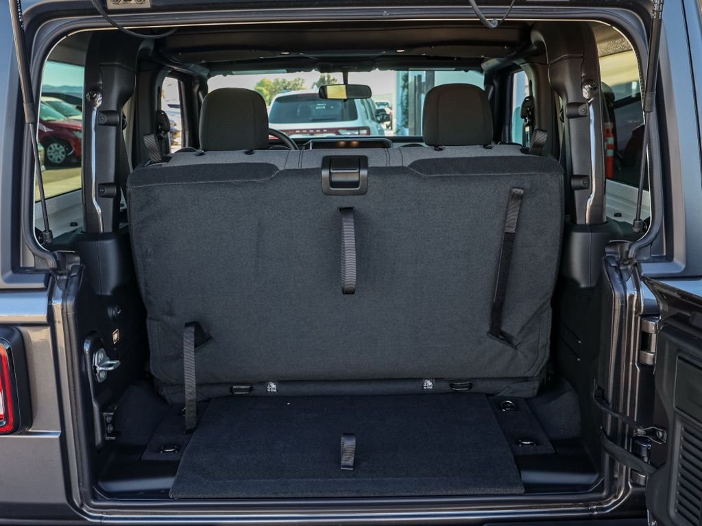 New 2026 Granite Crystal Metallic Clear-Coat Exterior Paint Jeep Sport image 15