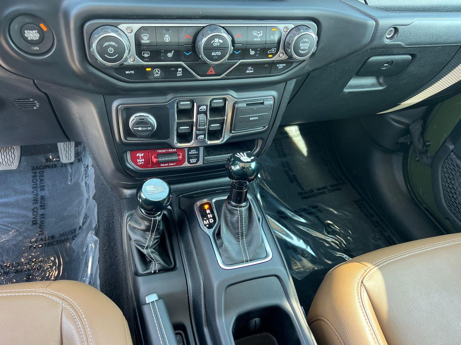 Used 2023 Sarge Green Clearcoat Jeep Rubicon image 32