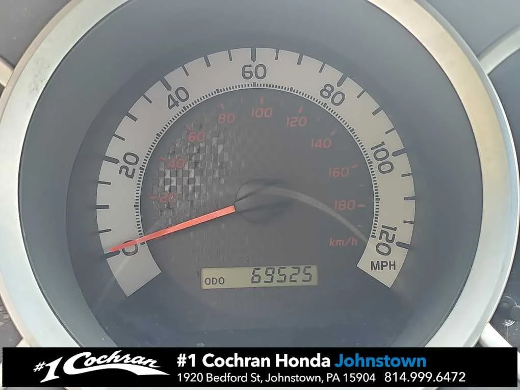 Used 2015 Super White Toyota  image 19