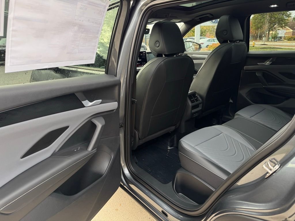 2026 Volkswagen Tiguan SE R-LINE BLACK - Photo 26