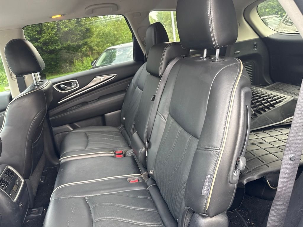 Used 2018 Black Obsidian INFINITI Base image 14