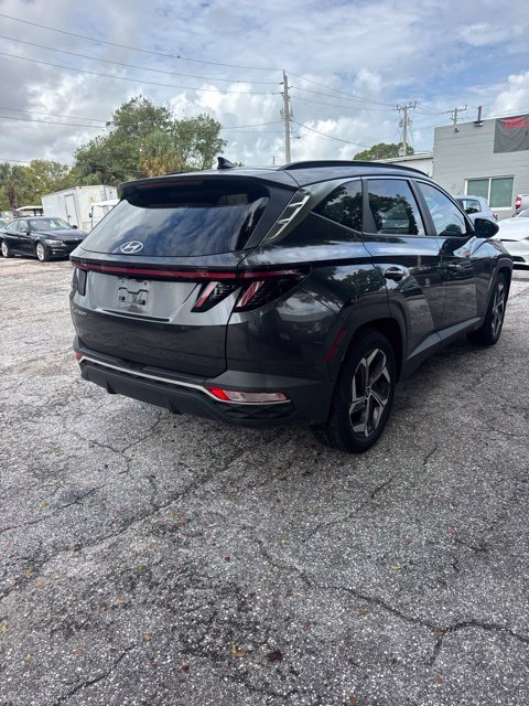 Used 2023 Gray Hyundai SEL image 3