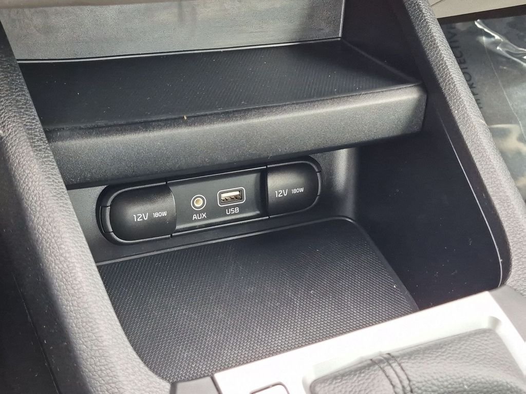 Used 2019 Gray Kia LXS image 19