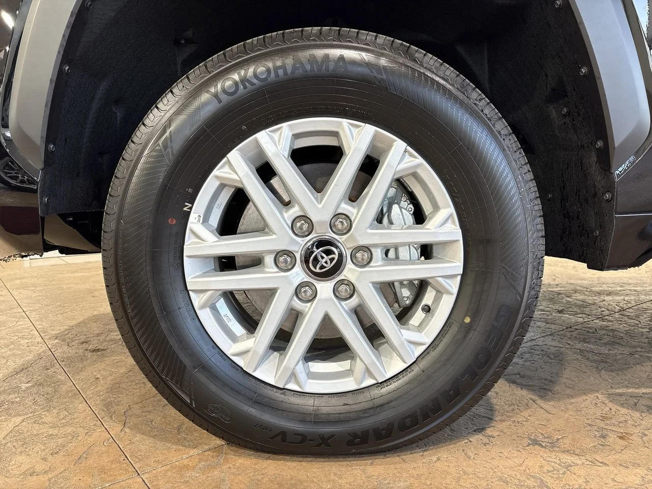 2026 Toyota Tundra SR5 - Photo 10
