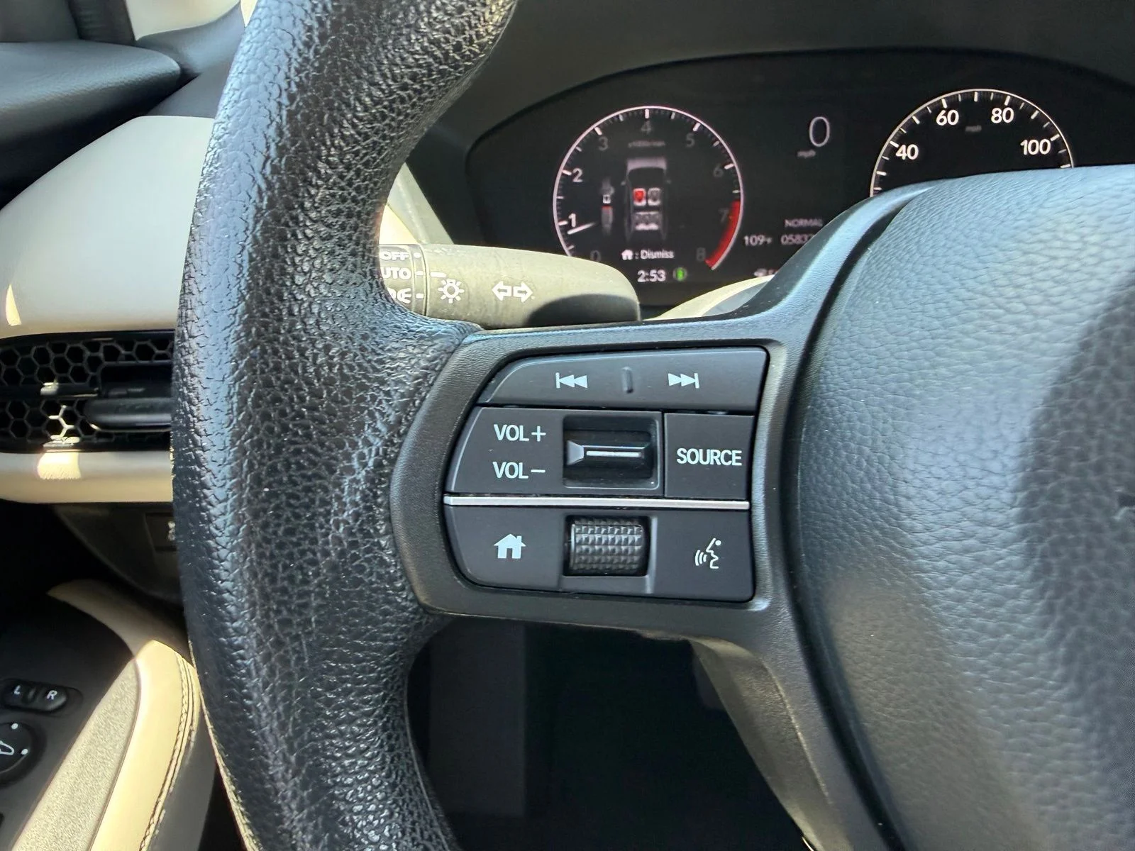 2023 Honda HR-V LX - Photo 18