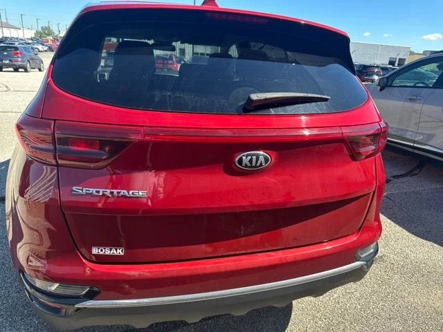 Used 2020 Red Kia LX image 4