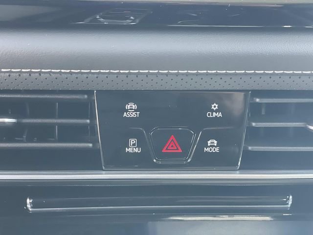 New 2026 Black Volkswagen 2.0T SE w/Technology image 15