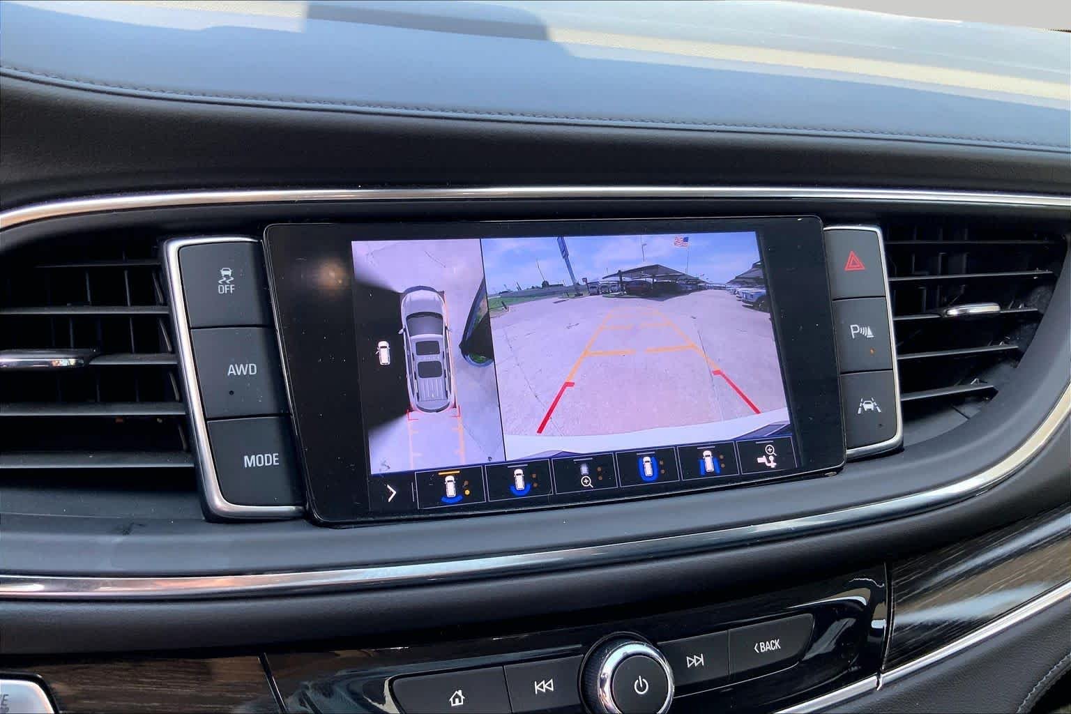 Used 2021 White Frost Tricoat Buick Avenir image 25