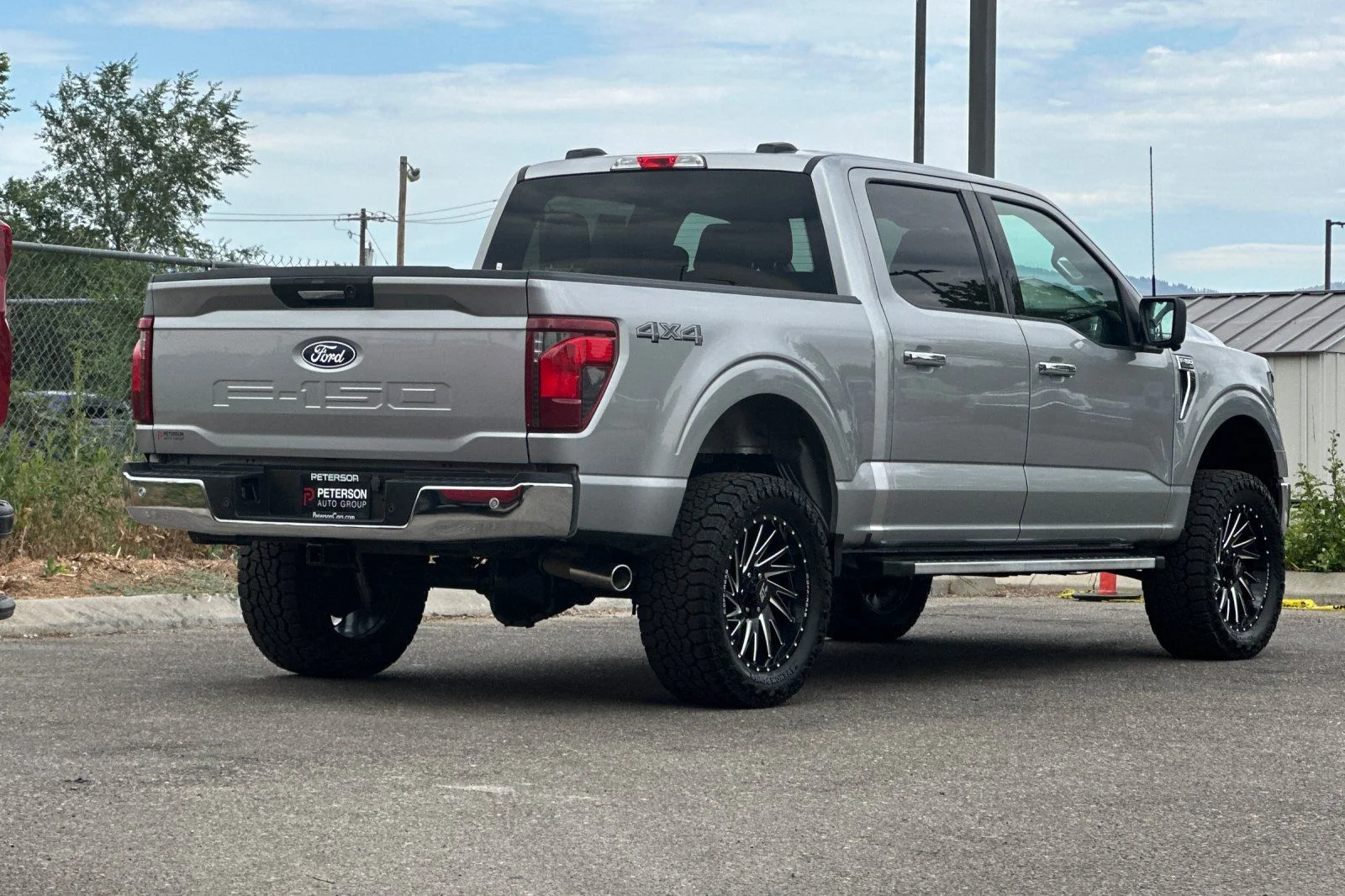 Used 2024 Silver Ford XLT image 3