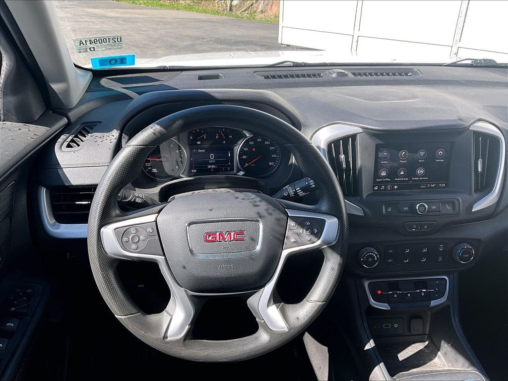 Used 2024 Summit White GMC SLE image 17
