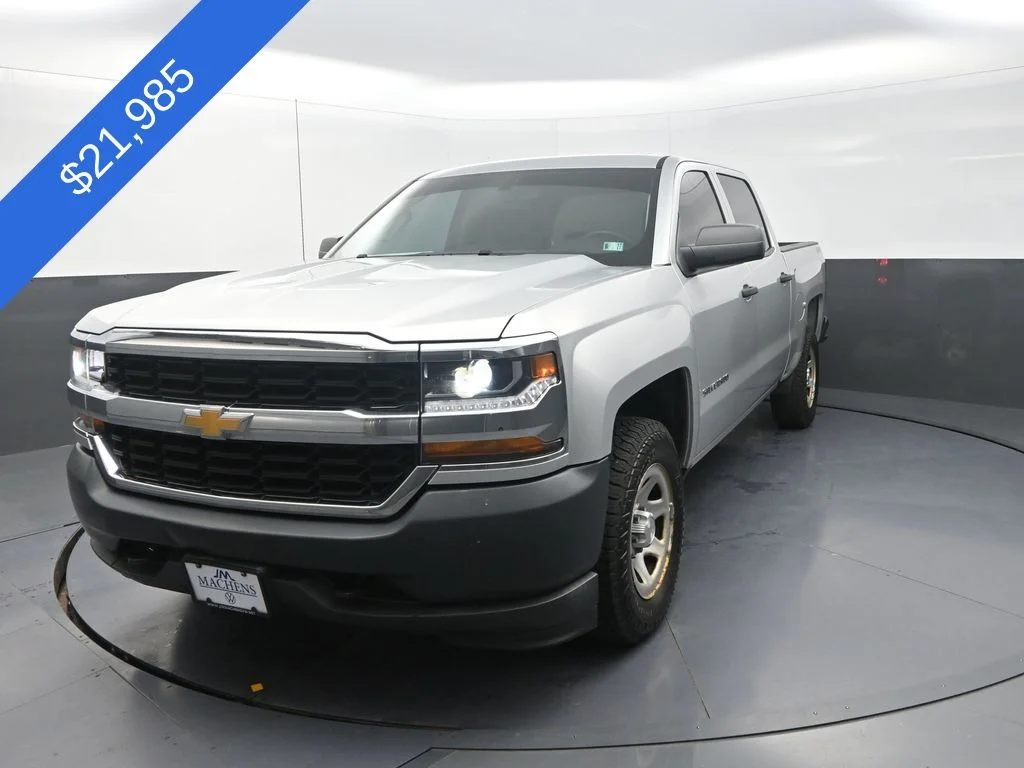Used 2018 Silver Chevrolet WT image 4
