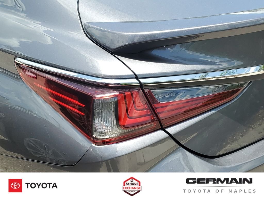 Used 2020 Gray Lexus 300h image 17