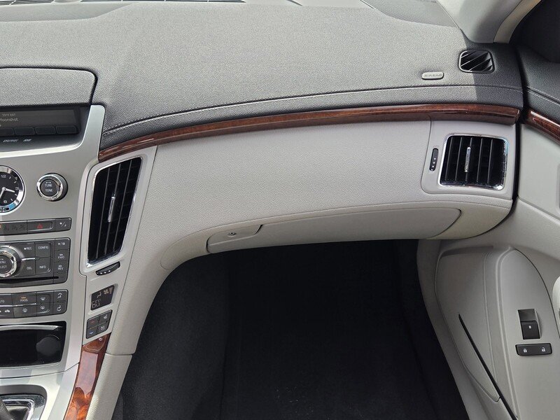 Used 2009 Crystal Red Tint CADILLAC 4DR SDN RWD W/1SA image 20