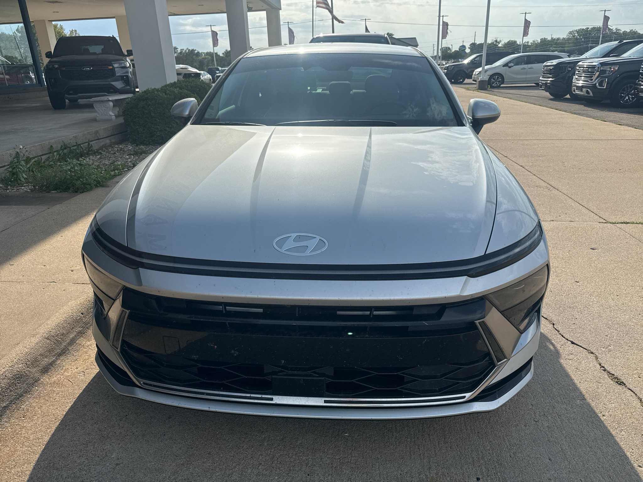 Used 2026 Aero Silver Hyundai SEL image 8