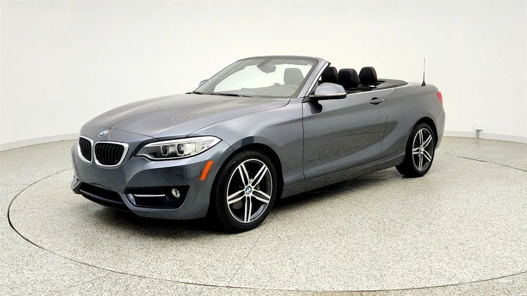 2017 BMW 2 Series 230i xDrive Convertible's photo