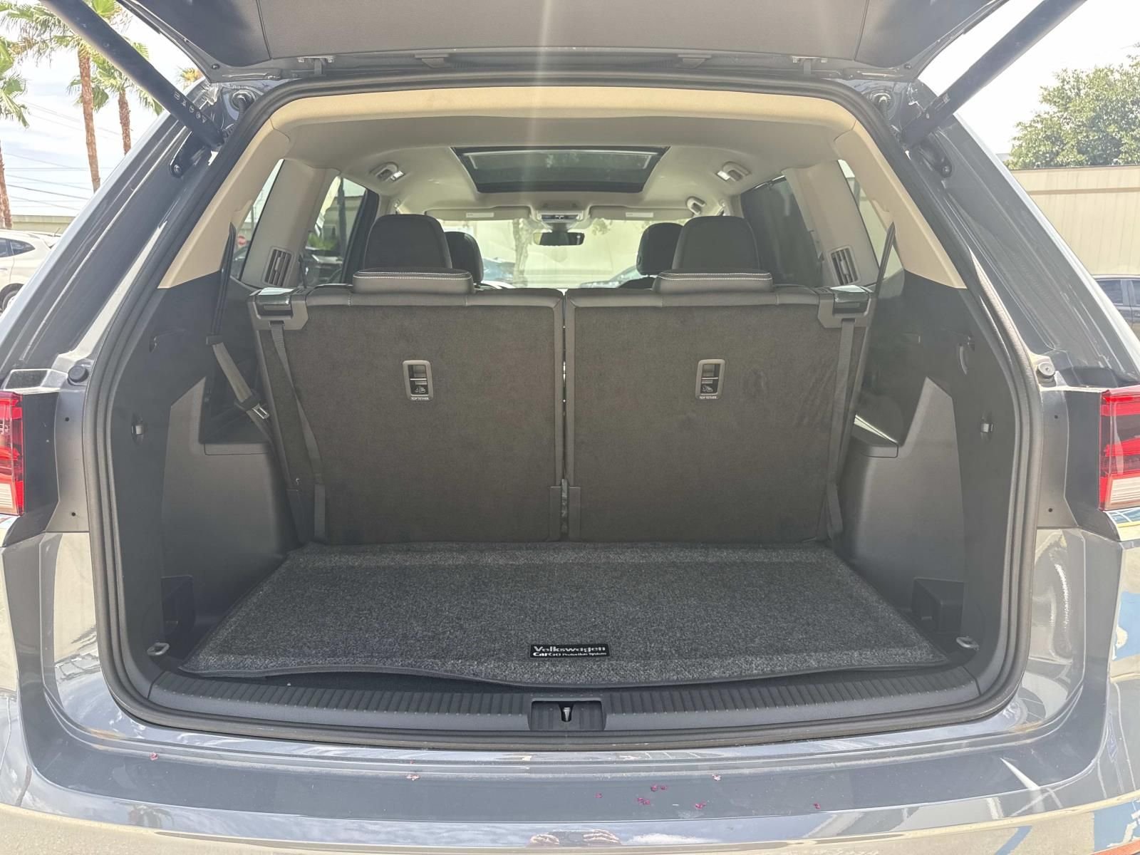 2026 Volkswagen Atlas SE w/Tech - Photo 6