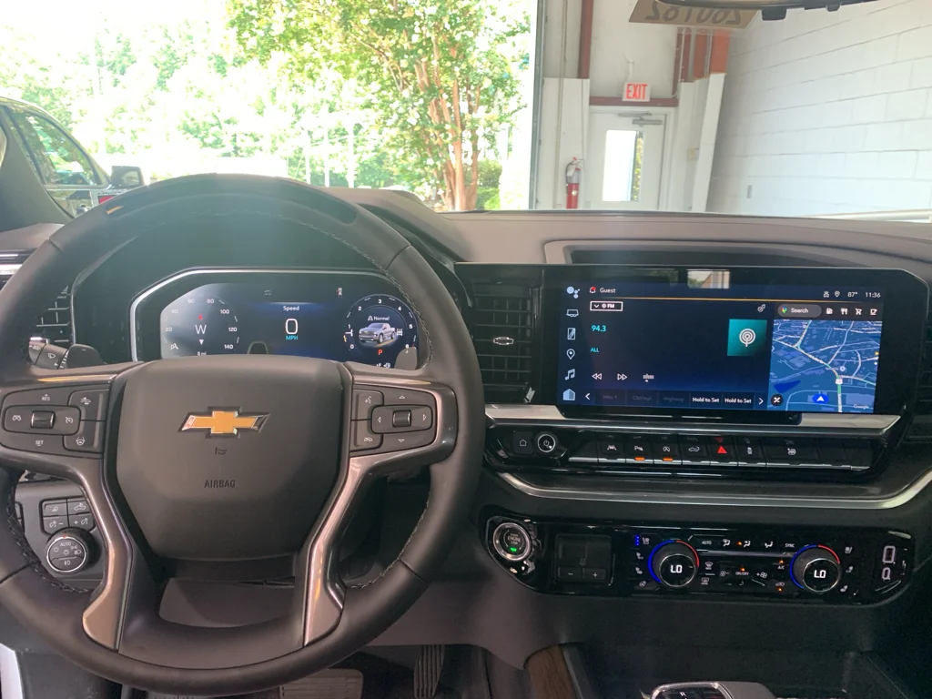 New 2026 Polar White Tricoat Chevrolet High Country image 15