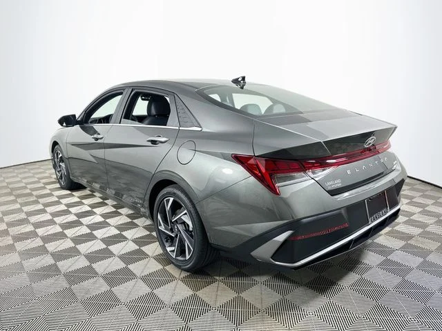New 2026 Hyundai ELANTRA Limited