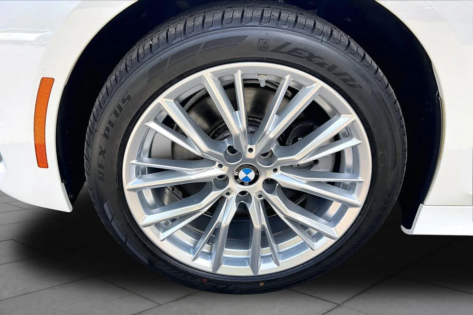 Used 2023 Alpine White BMW 330i xDrive image 11