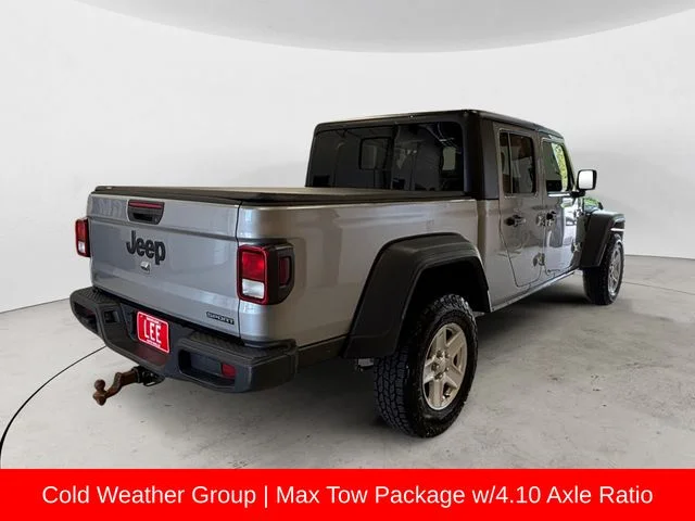 Used 2020 Silver Jeep Sport image 6