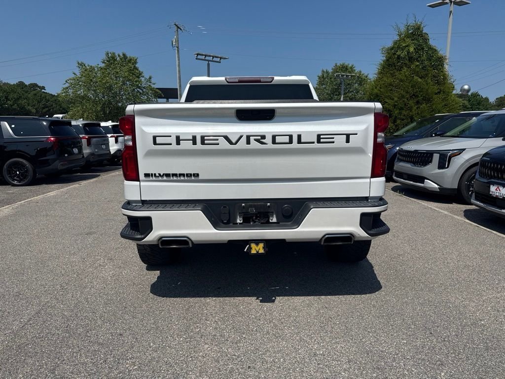 Used 2022 Beige Chevrolet RST image 4