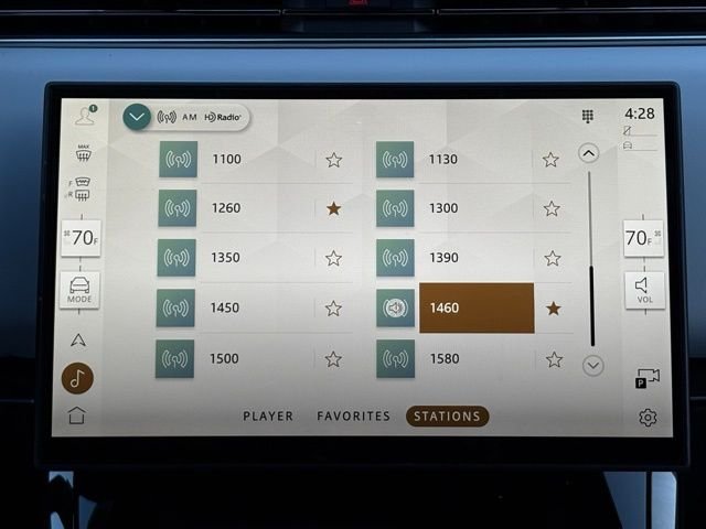 New 2026 Carpathian Grey Land Rover Dynamic SE image 21