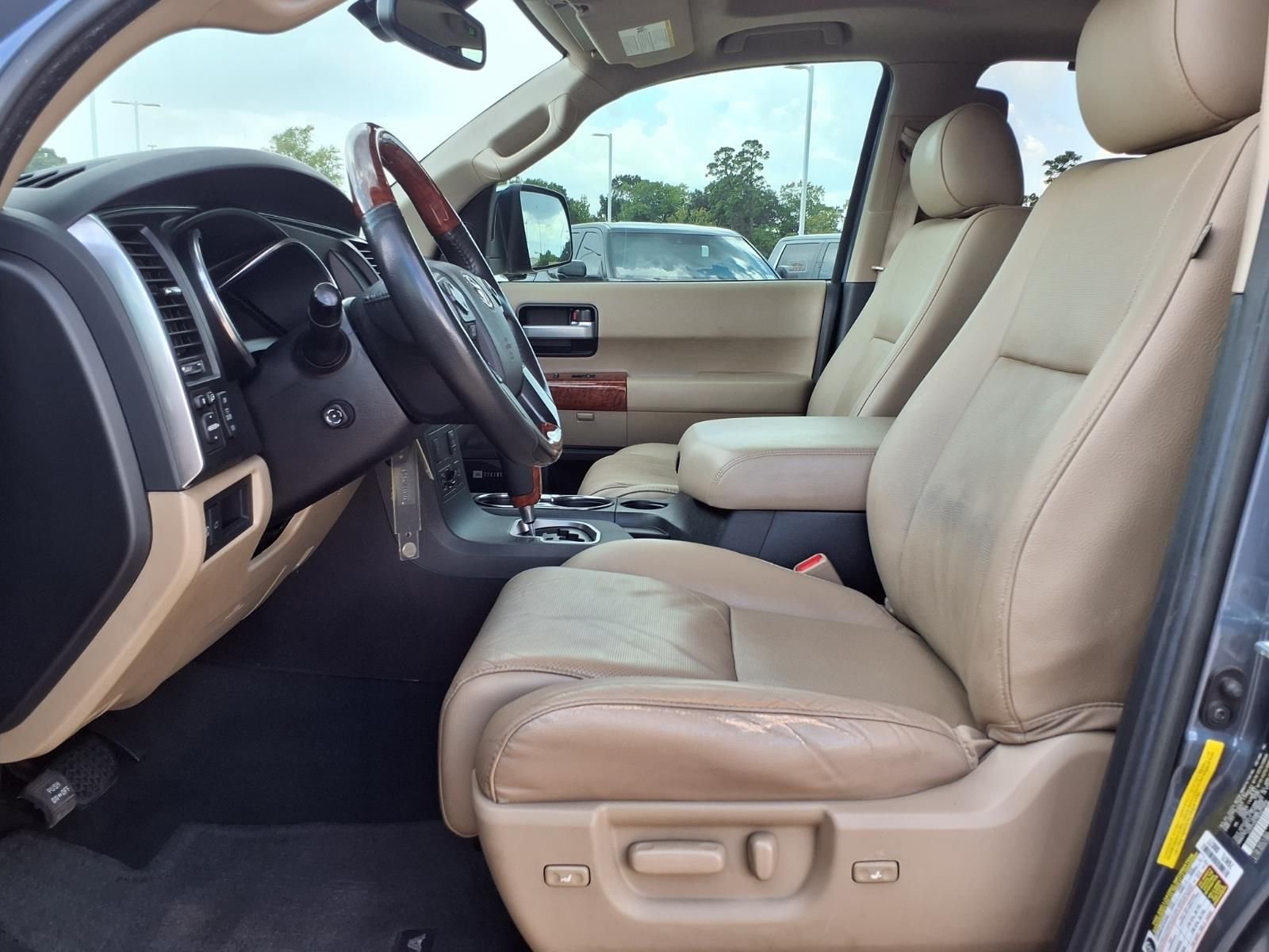 Certified Used 2019 Shoreline Mist Toyota Platinum image 9