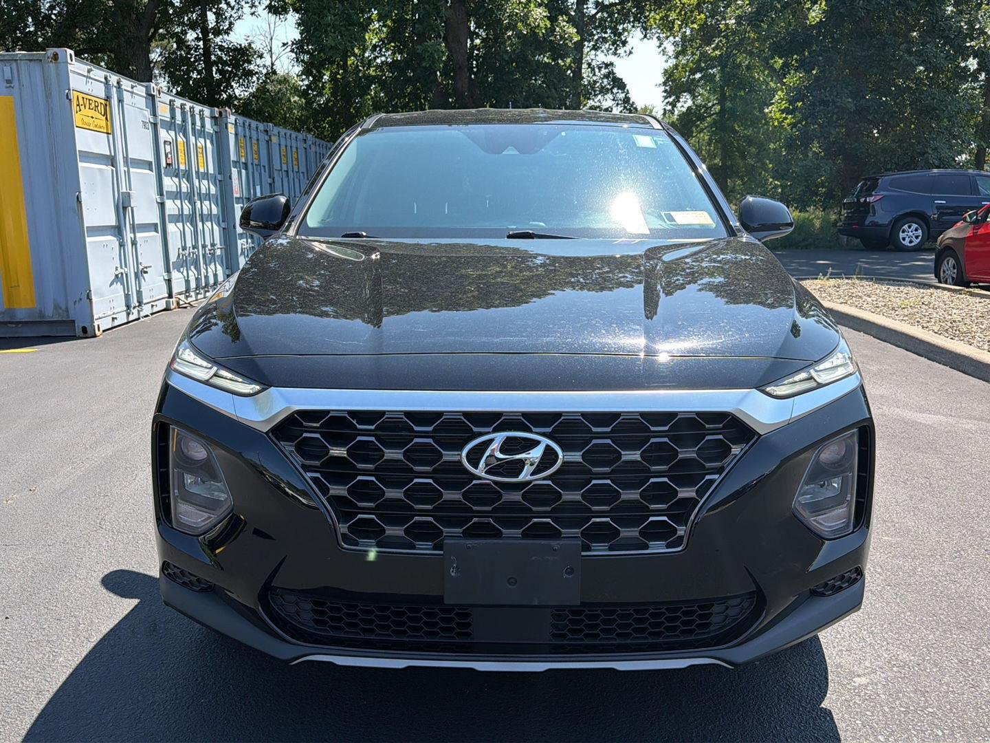 Used 2020 Twilight Black Hyundai SE image 2