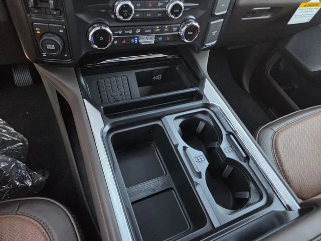 New 2026 Star White Metallic Tri-Coat Ford F-250® King Ranch® image 32