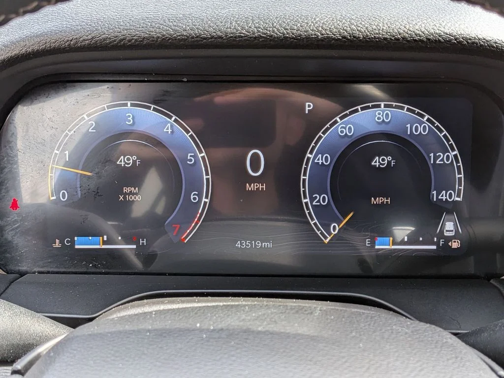 Used 2023 Black Jeep Altitude X image 16
