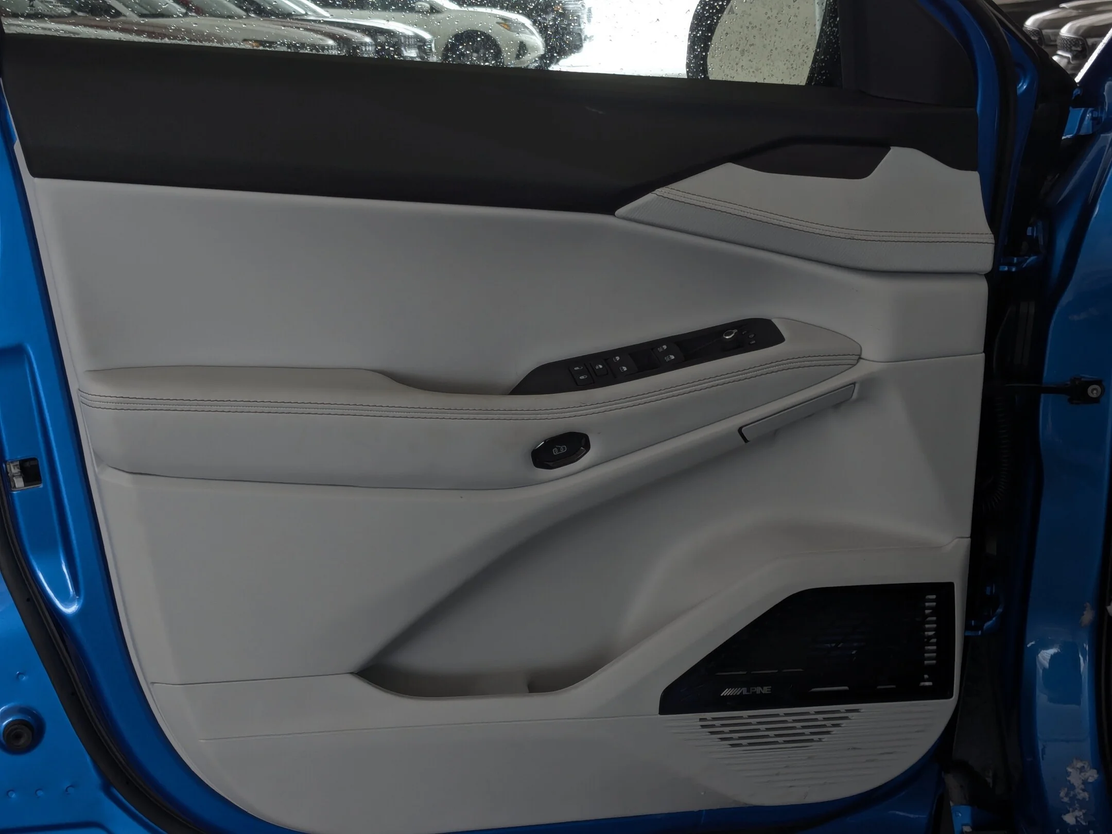 New 2026 Blue Jeep Limited - - Hybrid - Tech Grp - Dual-Pane Pano Sunroof - Trailer Tow Grp & More! image 12