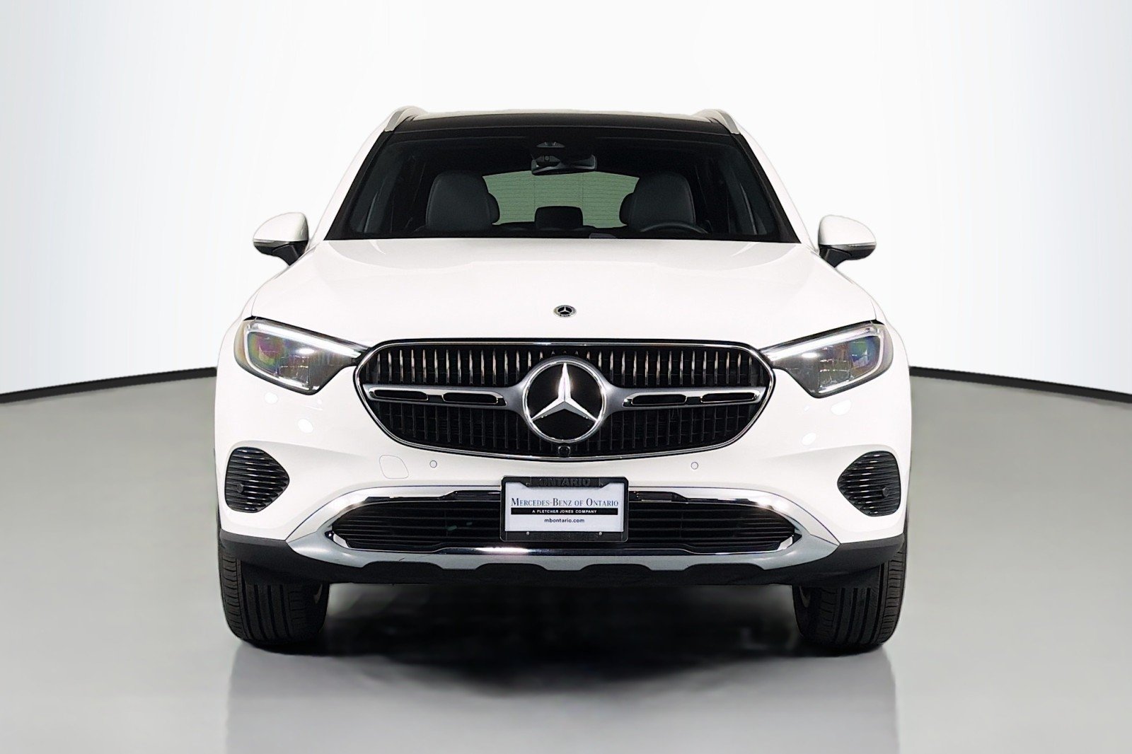 Certified Used 2026 Polar White Mercedes-Benz GLC 300 image 2