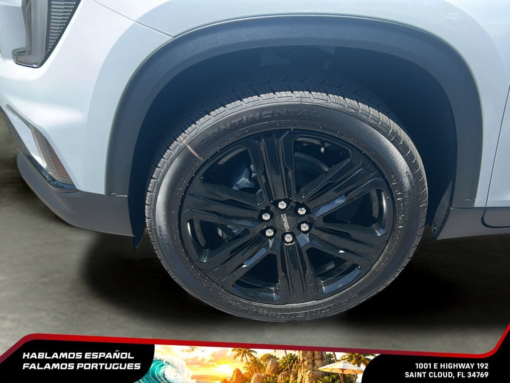 New 2026 Glacier White Tricoat GMC Elevation image 36