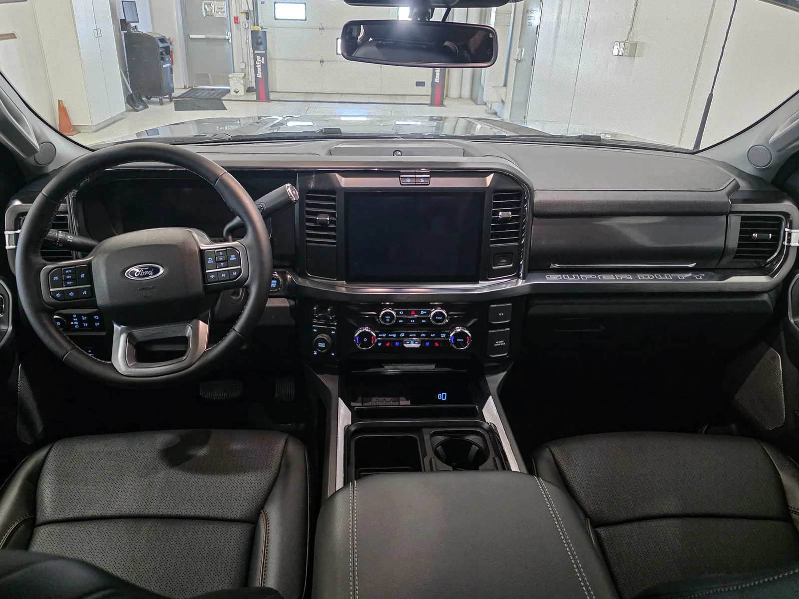 2025 Ford F-350 Super Duty Lariat - Photo 24