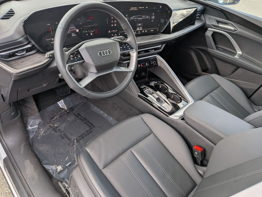 Used 2025 White Audi 2.0T Premium image 10