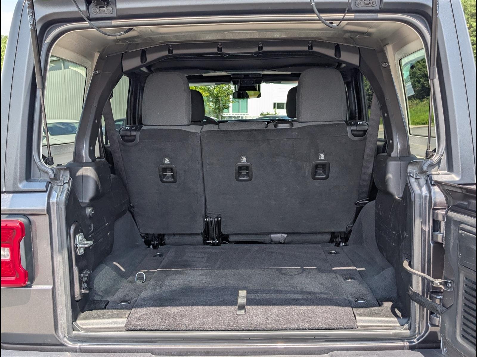 2025 Jeep Wrangler 4-Door Rubicon - Photo 23