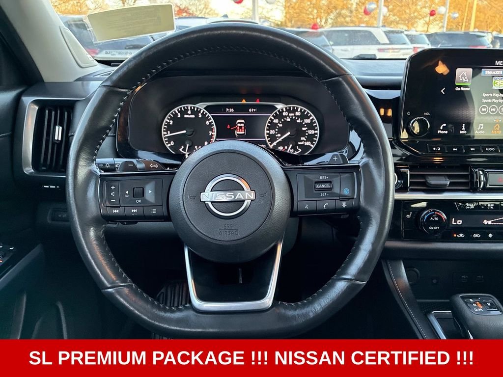 Used 2023 White Nissan SL image 19