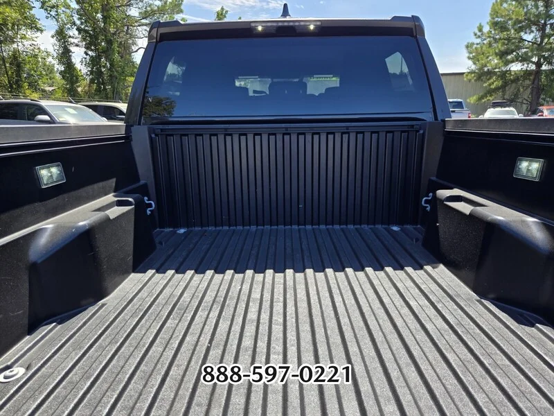 Used 2025 Underground TOYOTA SR5 image 17