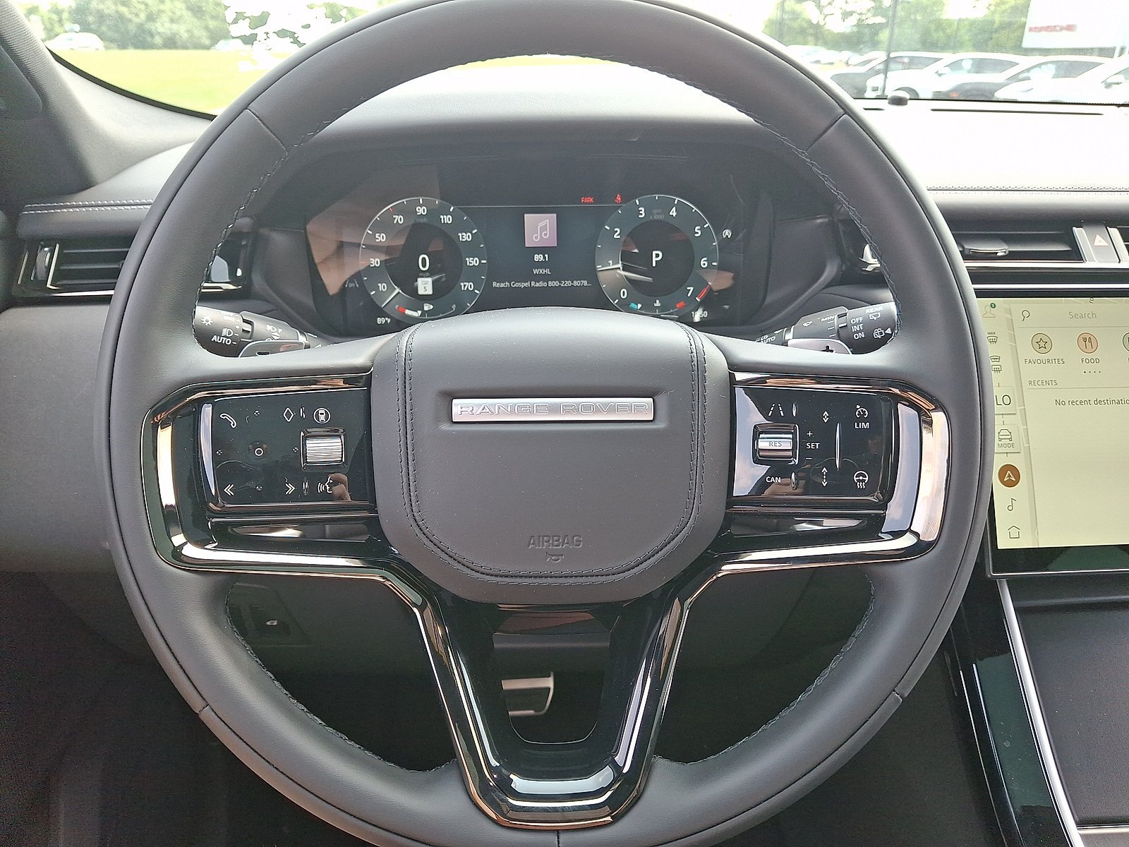 New 2026 Santorini Black LAND ROVER  image 12
