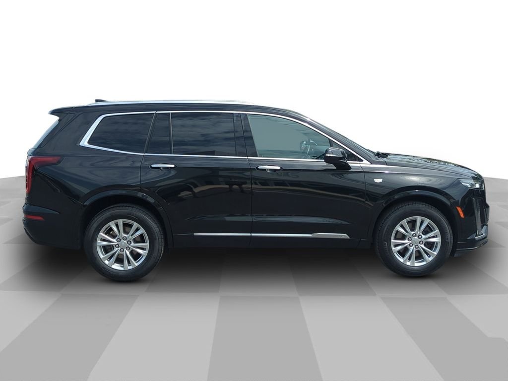 Used 2023 Black Cadillac Luxury image 7