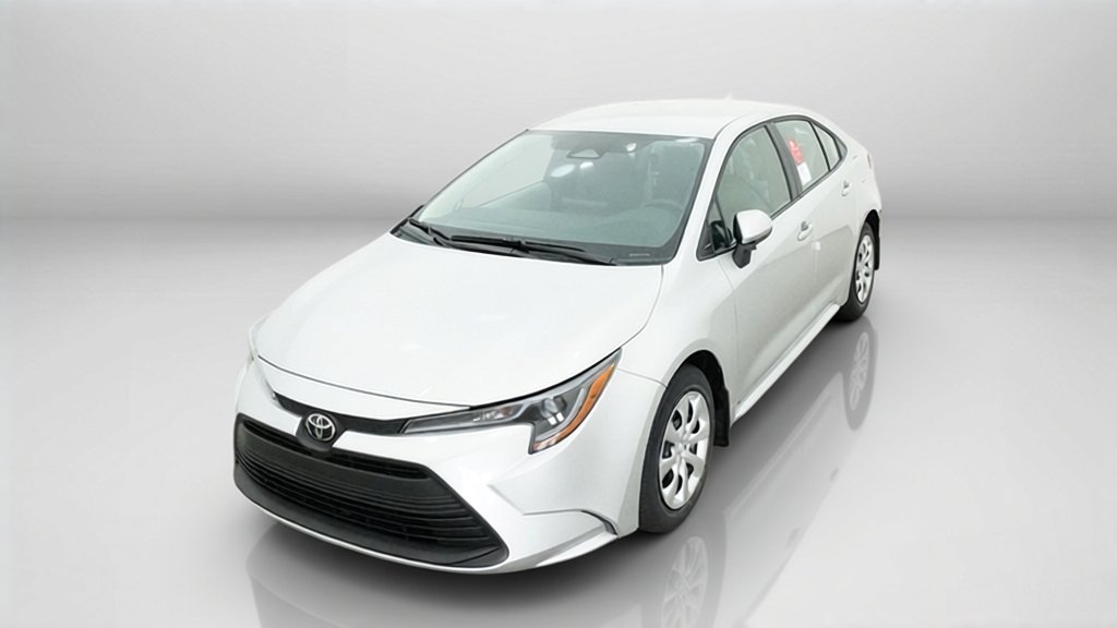 New 2027 Classic Silver Metallic Toyota LE image 10