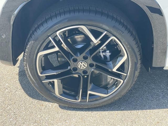 New 2026 White/off-white Volkswagen 2.0T SE R-Line Black image 30